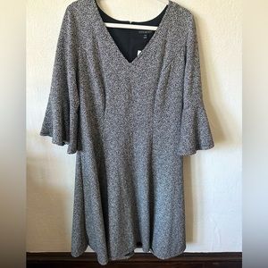 Lane Bryant 3/4 sleeve knee length dress 14/16